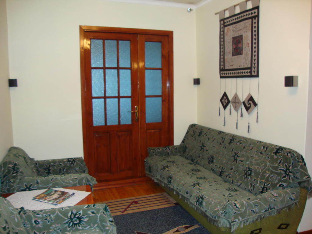 אוש Guest House Vip חדר תמונה