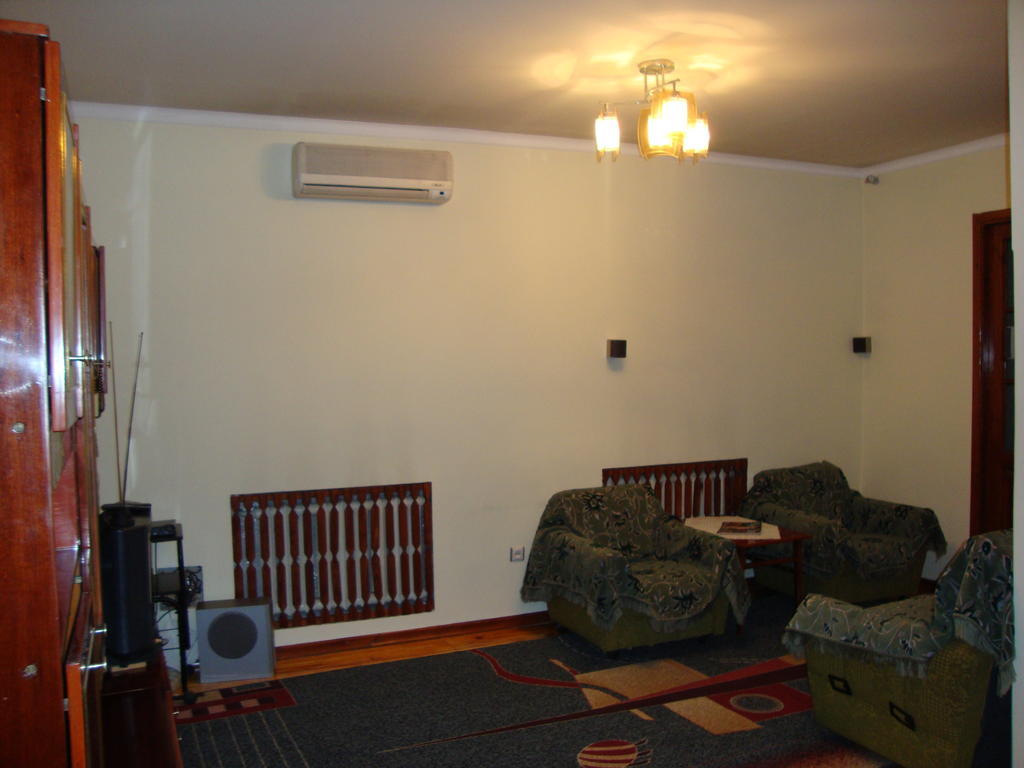 אוש Guest House Vip חדר תמונה
